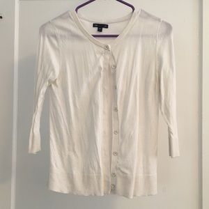 SOLD || 3/4 length sleeve cardigan